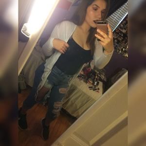 Meet your Posher, Samantha